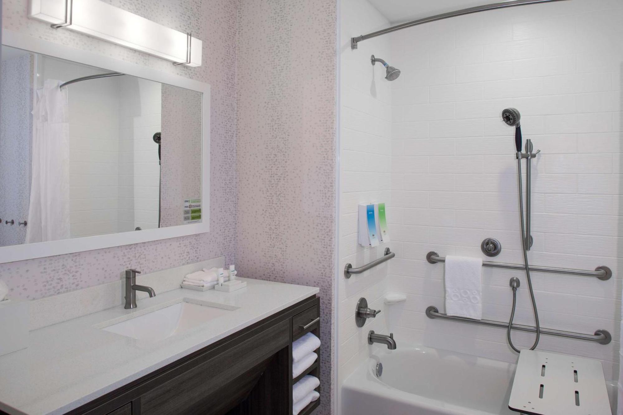 Home2 Suites By Hilton Lake Charles Bagian luar foto